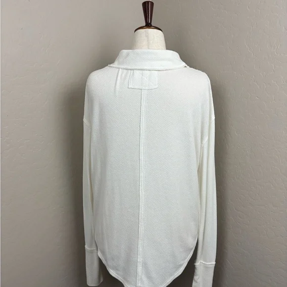 EUC - Free‎ People - Travis Polo Pullover - Picture 4 of 7